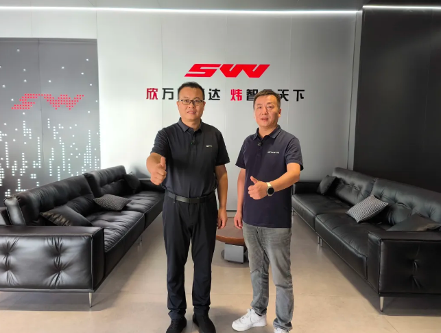 展会走访 | 对话欣炜机械:二十年匠心传承,专注精品盒生产设备的创新者